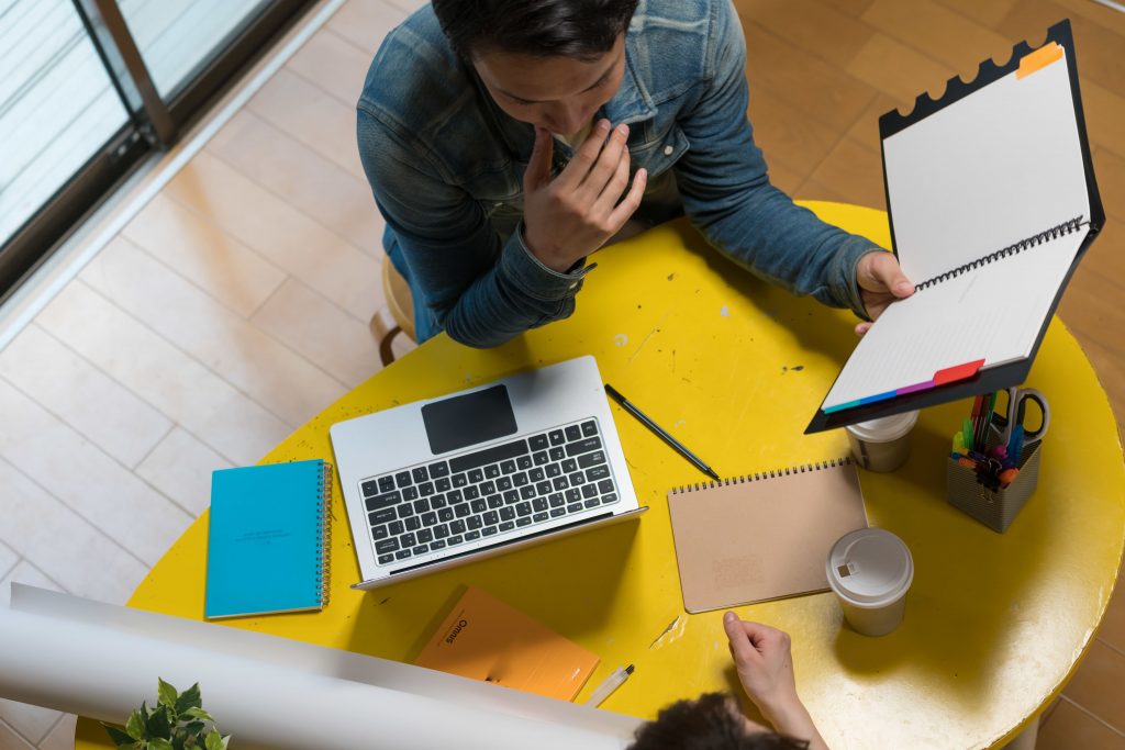 Mitarbeiterbefragungen mit Online-Umfragetools