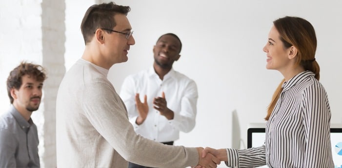 Introduce new colleagues