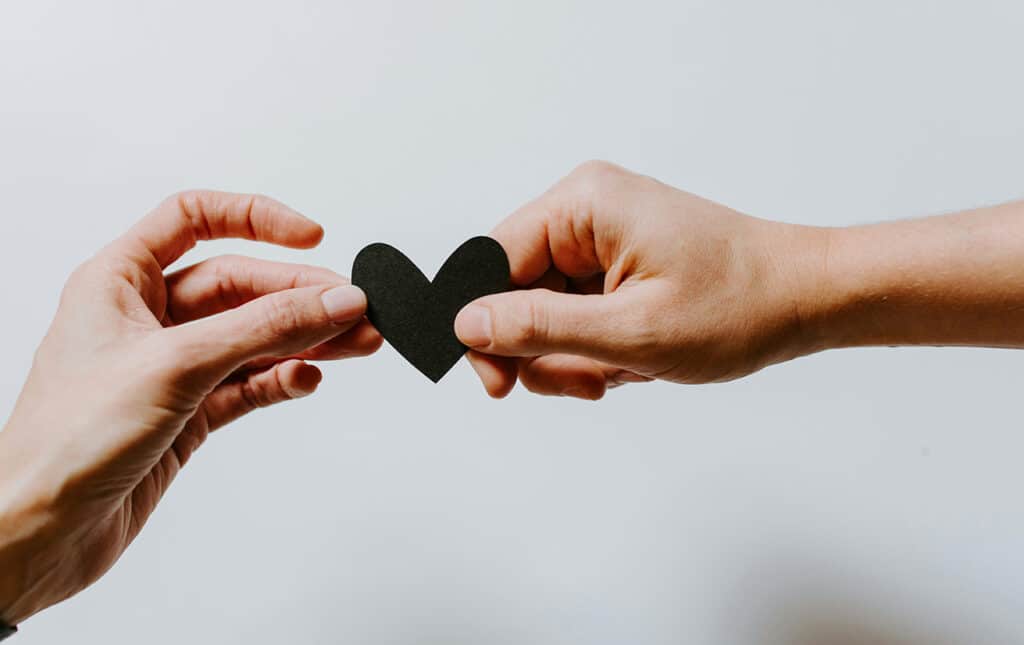What is the difference between customer retention and customer acquisition