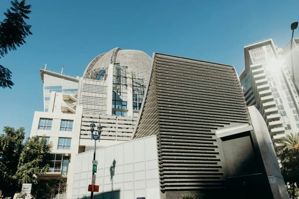 Kundenbegeisterung in der Praxis Reale Erfolgsbeispiele