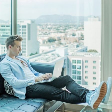 Feedback zum Newsletter mit einer Umfrage erhalten Feedback zum Newsletter mit einer Umfrage erhalten